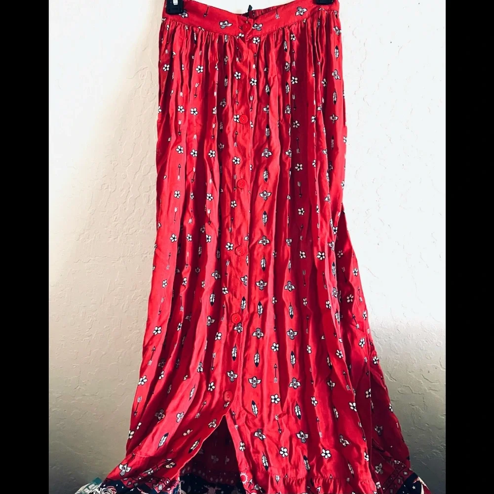 ✨House of Skye Dalla’s Gypsy Button down Maxi Skirt - Picture 10 of 17
